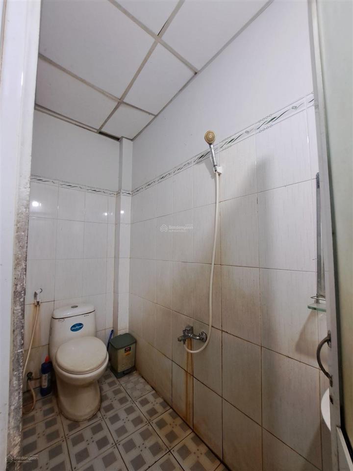 Gấp bán  hiếm gặp  ngang 7 x 12  sổ đẹp  kdc đồng bộ  2 tầng 8 phòng  ngay nguyễn thị thử