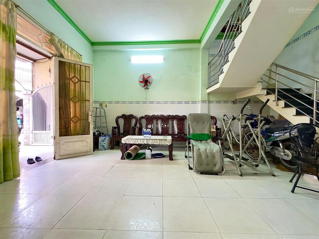 Bán gấp  giảm gần 1 tỷ  ngang ~6m x 16m  2 tầng btct  3 pn master  ngay trung mỹ tân xuân