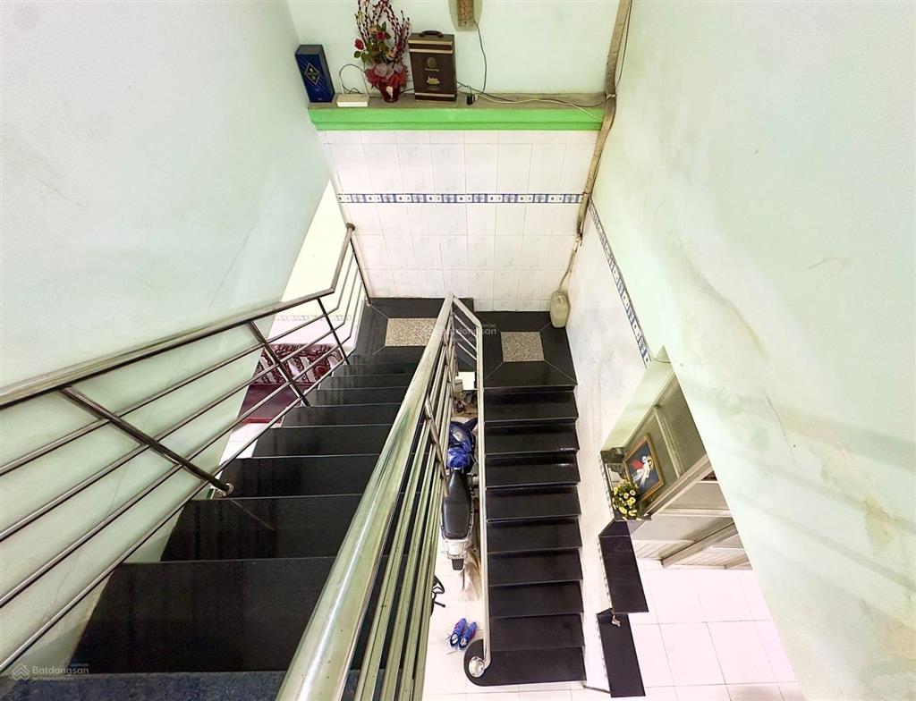 Bán gấp  giảm gần 1 tỷ  ngang ~6m x 16m  2 tầng btct  3 pn master  ngay trung mỹ tân xuân
