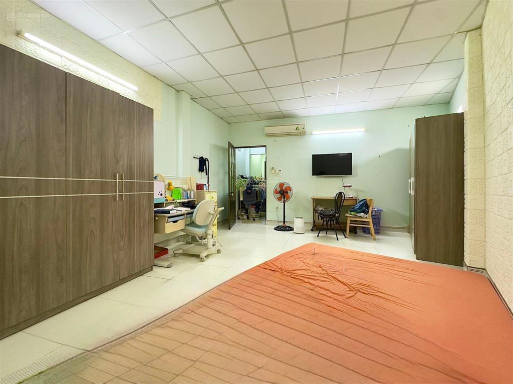 Bán gấp  giảm gần 1 tỷ  ngang ~6m x 16m  2 tầng btct  3 pn master  ngay trung mỹ tân xuân