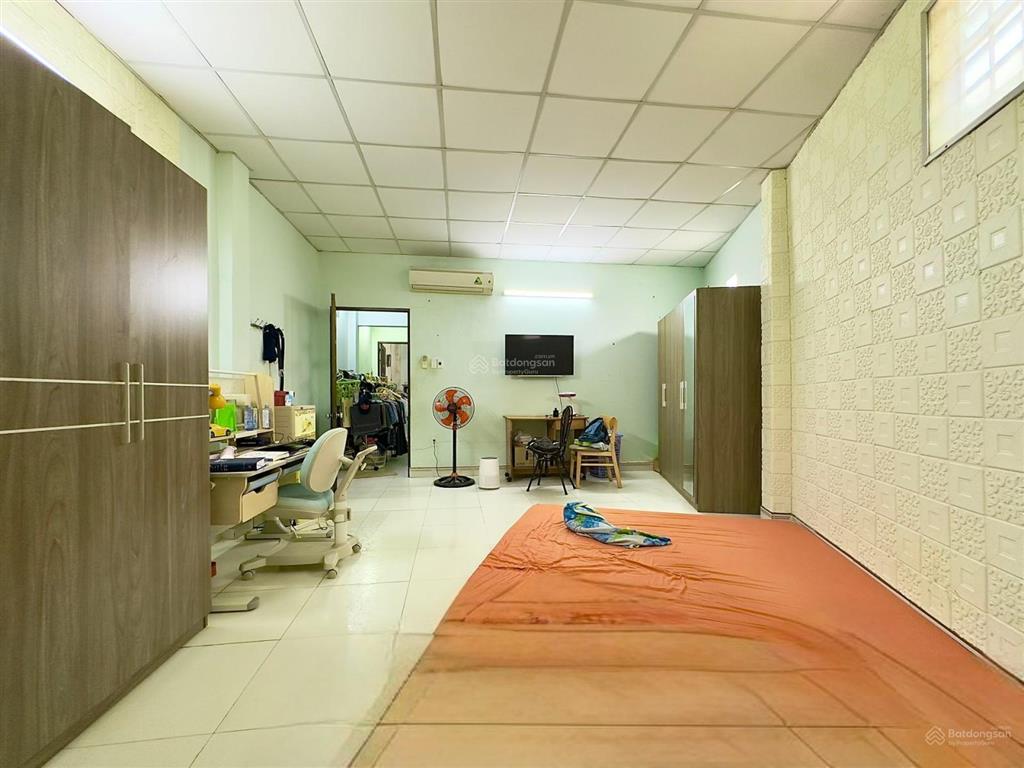 Bán gấp  giảm gần 1 tỷ  ngang ~6m x 16m  2 tầng btct  3 pn master  ngay trung mỹ tân xuân