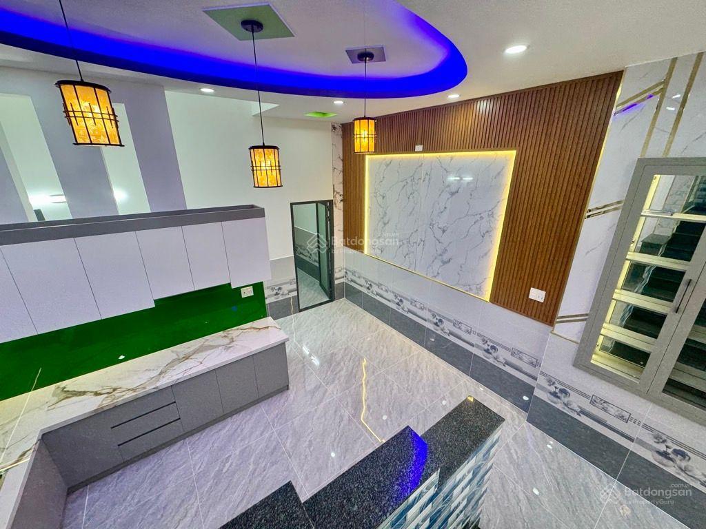 Siêu phẩm 3 tầng 5pn  5m x 17.5m kdc đại hải đường trước nhà 9m  xe tải quay đầu  phan văn hớn