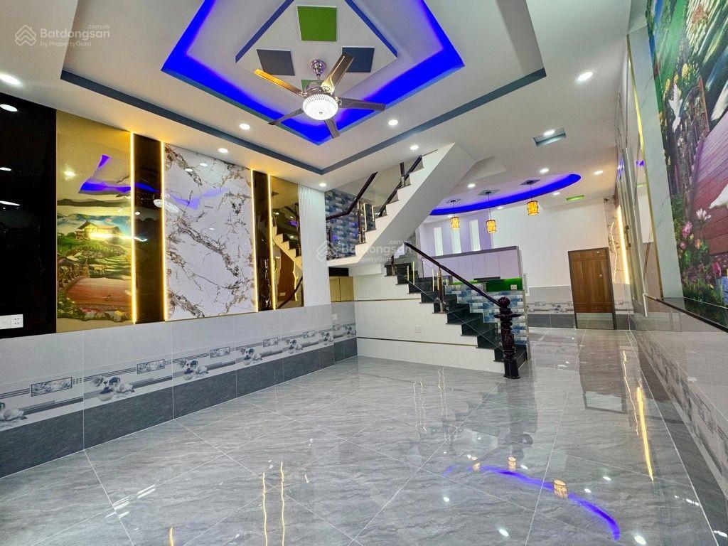 Siêu phẩm 3 tầng 5pn  5m x 17.5m kdc đại hải đường trước nhà 9m  xe tải quay đầu  phan văn hớn