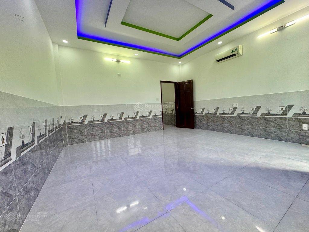 Siêu phẩm 3 tầng 5pn  5m x 17.5m kdc đại hải đường trước nhà 9m  xe tải quay đầu  phan văn hớn
