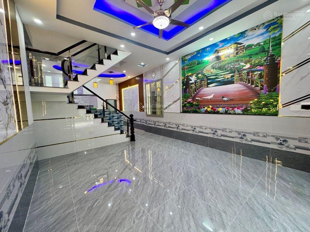 Siêu phẩm 3 tầng 5pn  5m x 17.5m kdc đại hải đường trước nhà 9m  xe tải quay đầu  phan văn hớn