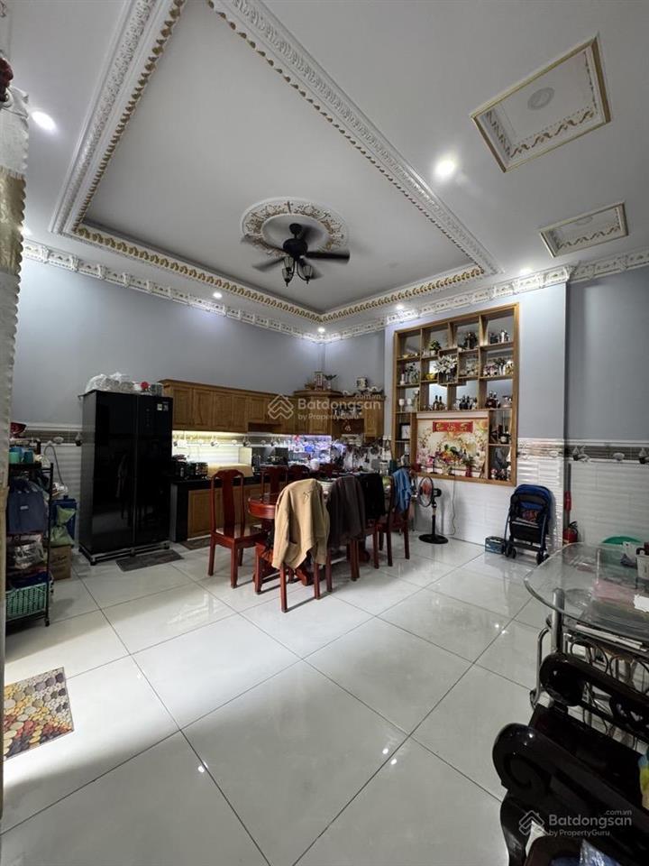 Ngang v.i.p 9.2m  156m2 đường xe hơi  yên tĩnh cách mặt tiền 20m  siu nghĩ dưỡng  ng. thị sóc