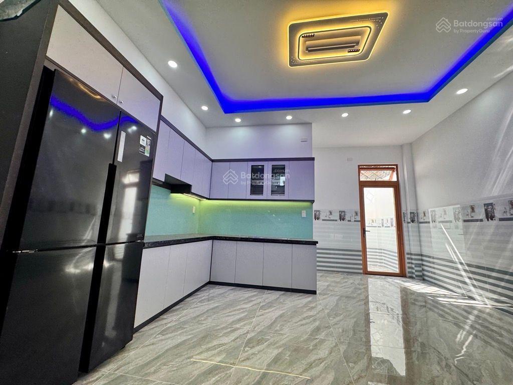 Siêu phẩm mặt tiềm tam đông 125 m2 ngang 5m 3 tầng sân đậu oto 7 chổ xây mới 100% đón chủ mới