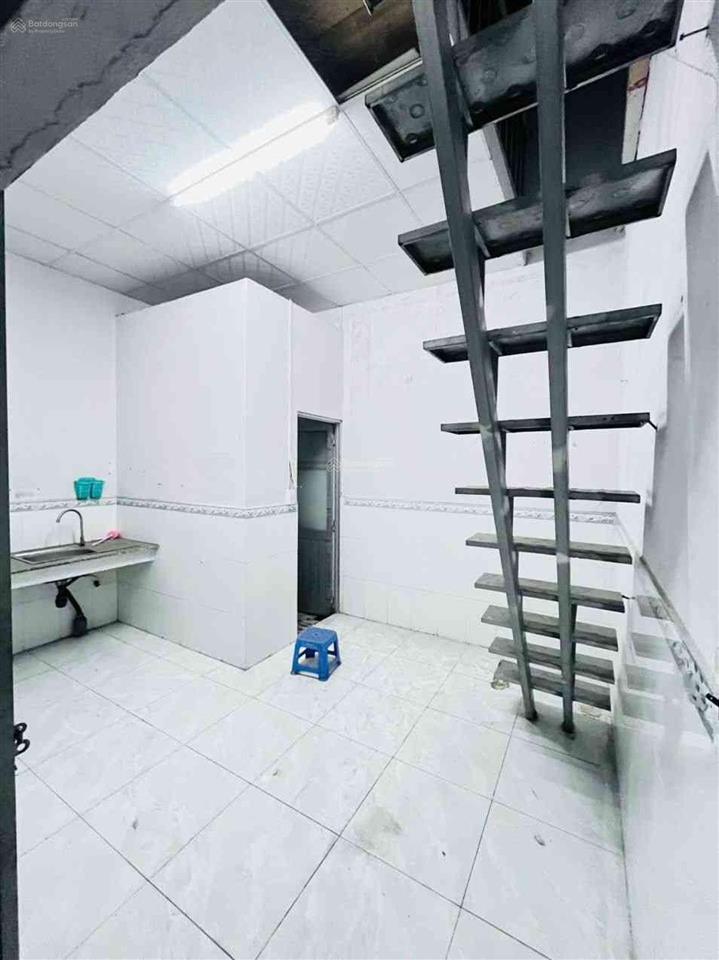 Mặt tiền dương công khi + 3 phòng trọ  ngang 4,4m (nở hậu 8.8m) x 24m  kinh doanh sầm uất