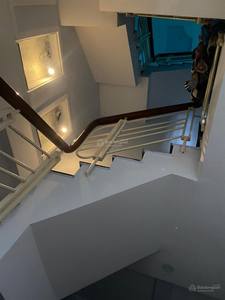 Giảm mạnh 1 tỷ, khách ngộp ngân hàng cần bán gấp nhà trần thị năm q12, 4x21m, còn 5.5 tỷ