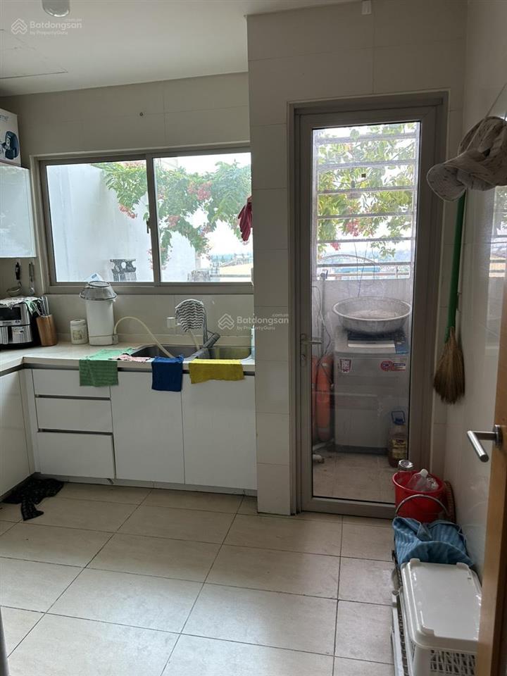 Bán gấp chung cư the vista an phú, tầng đẹp, 145,9m2, giá 9,5 tỷ đồng