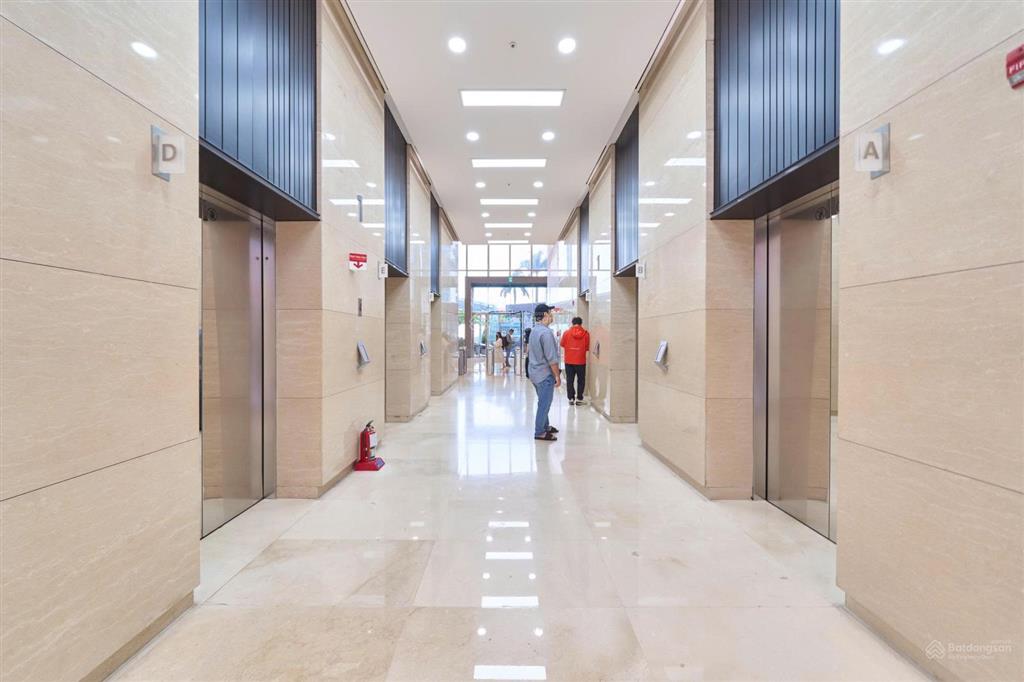 Cho thuê văn phòng hạng a lotte center liễu giai hà nội giá chỉ 30usd/m2