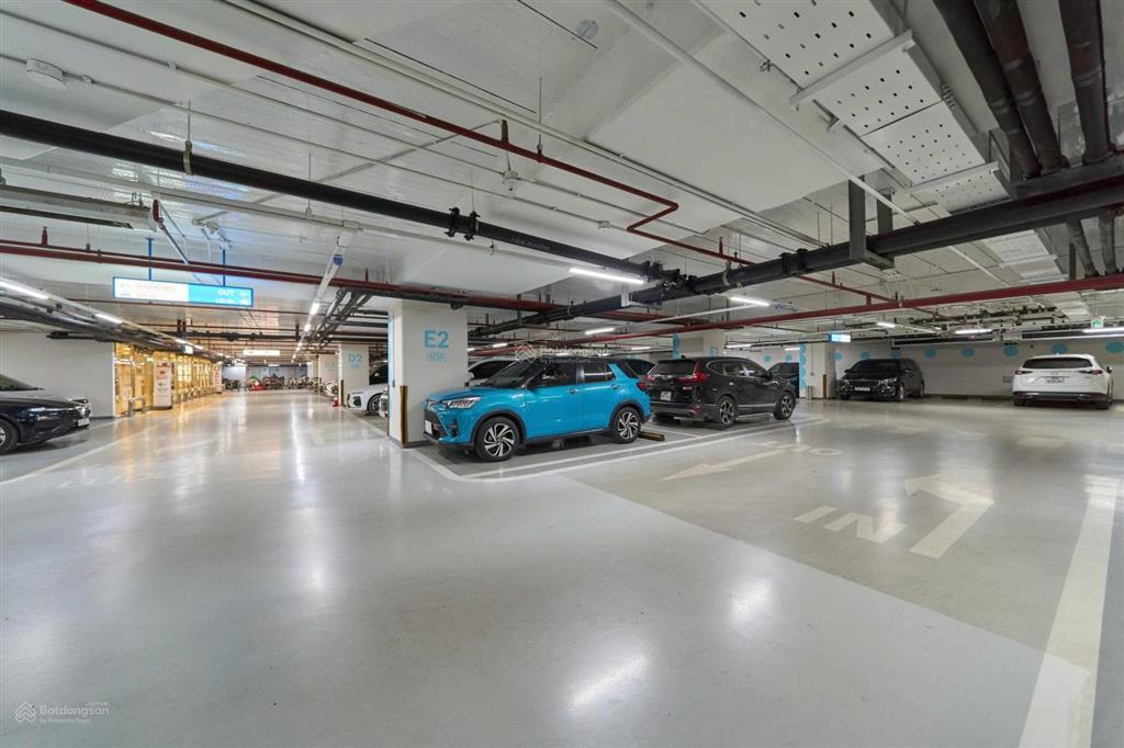Cho thuê văn phòng hạng a lotte center liễu giai hà nội giá chỉ 30usd/m2