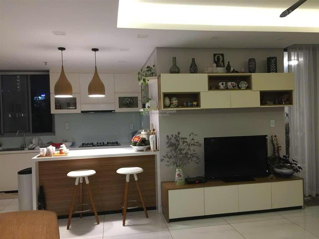 Bán cc green valley, 10,5 tỷ, 120m2, 3pn, 2wc đẹp xuất sắc