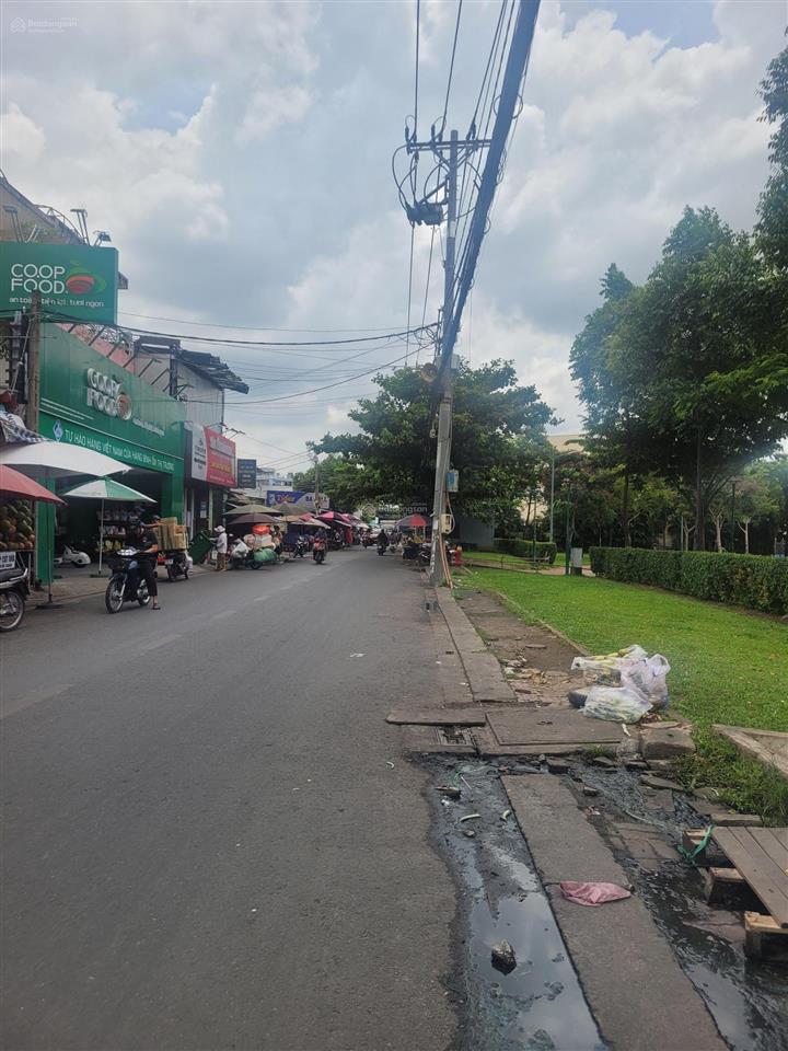 Nhà mặt tiền nguyễn văn quá, 4x18m, thích hợp ở và kinh doanh, chỉ 6,5 tỷ