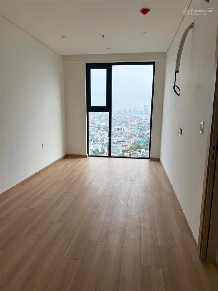Chính chủ gửi bán gấp căn 2pn 71m2 sentosa sky park  bàn giao thô