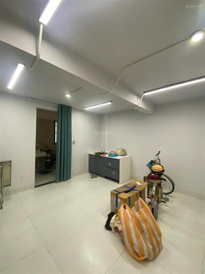 Nhà 2 tầng 1 lửng kẹp cống, hoà phú 8, đường 14m tđc tây bắc giá chỉ 6,5 tỷ siêu tốt!