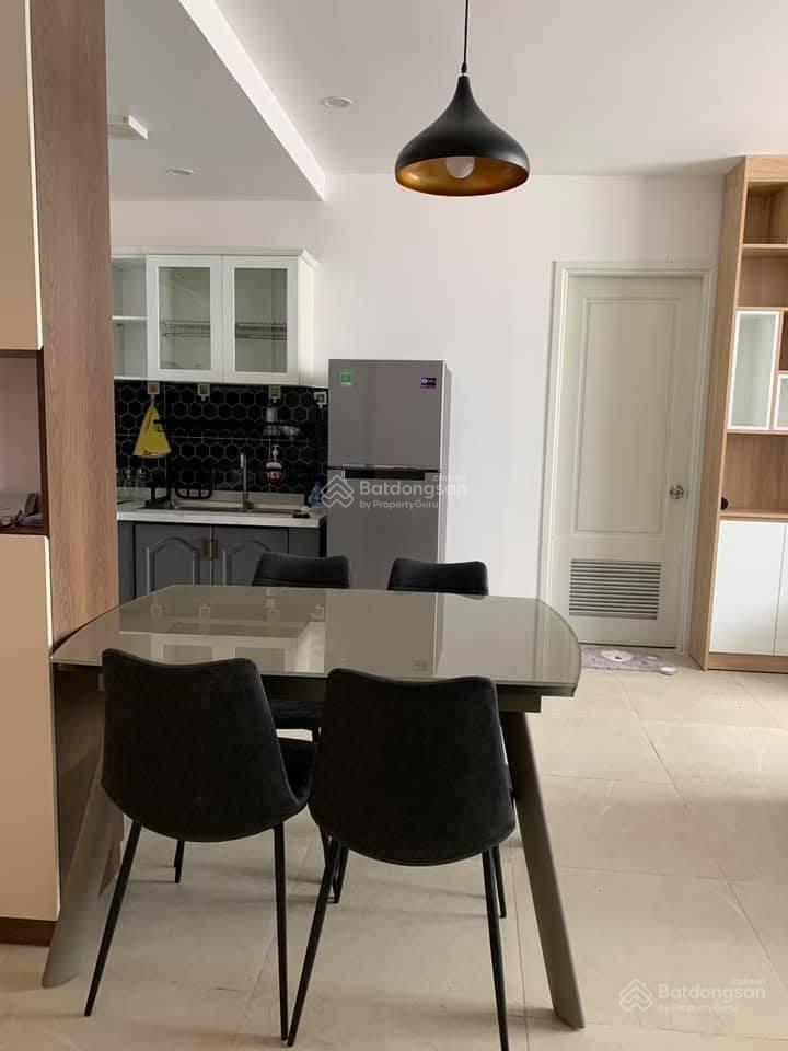 Chính chủ bán cc screc tower, quận 3, 70m2, 2pn, 2wc, giá 1,97 tỷ