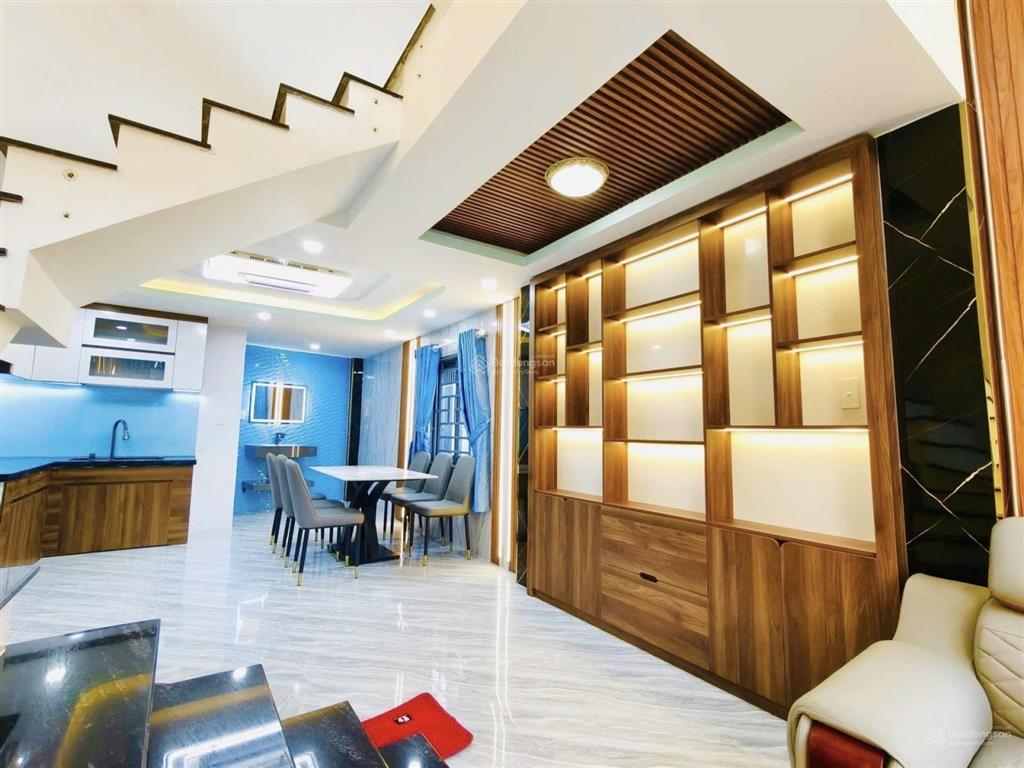Nhà mới xây 4 tấm gần chợ đầu mối giảm mạnh còn 5.95 tỷ