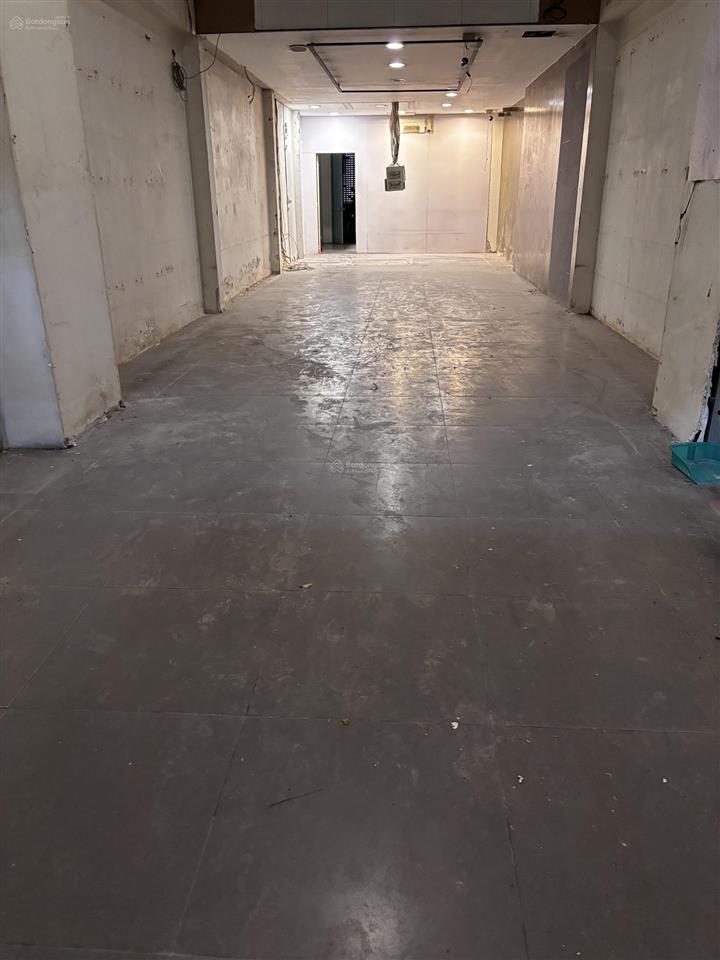 Cho thuê nhà 2 mặt tiền (trước sau) hai bà trưng và điện biên phủ