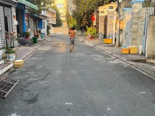 Gần lê văn việt hxh 5m 61m2 ở ngay 6.4 tỷ