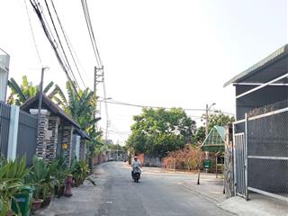 Mt đường số 3 ô tô tránh  cạnh vinhomes 66m2 nhỉnh 4 tỷ