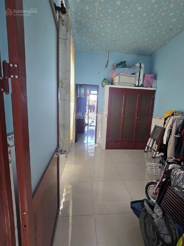 Chỉ 4,25 tỷ, nhà 2 tầng 4pn, đường ô tô 5m 76m2, cạnh metro, bx miền đông mới