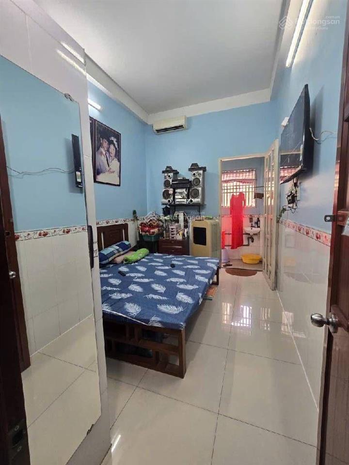 Chỉ 4,25 tỷ, nhà 2 tầng 4pn, đường ô tô 5m 76m2, cạnh metro, bx miền đông mới