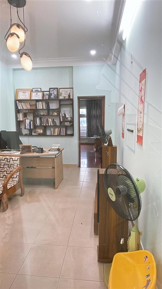 Bán đất tặng nhà mt vĩnh trung thanh khê  dt 180mv  ngang hơn 7m  gần lê đình lý