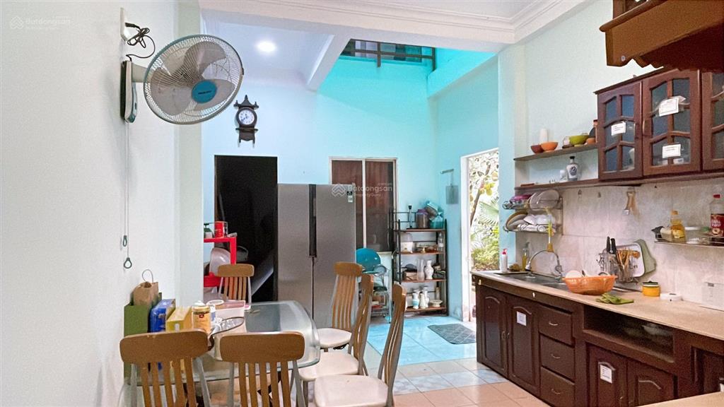 Bán đất tặng nhà mt vĩnh trung thanh khê  dt 180mv  ngang hơn 7m  gần lê đình lý