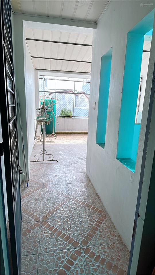 Bán đất tặng nhà mt vĩnh trung thanh khê  dt 180mv  ngang hơn 7m  gần lê đình lý