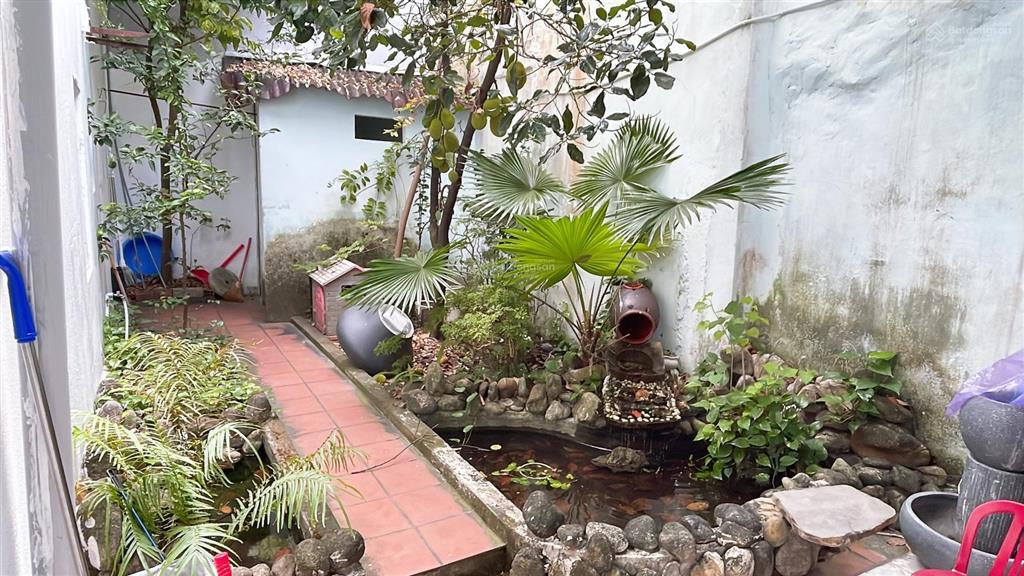 Bán đất tặng nhà mt vĩnh trung thanh khê  dt 180mv  ngang hơn 7m  gần lê đình lý