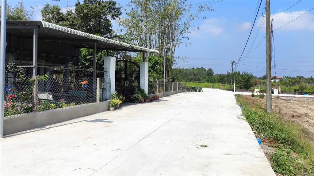 Chính chủ bán đất xã tân an hội. dt 8m x 15m 111m2 thổ cư giá 1 tỷ 2.