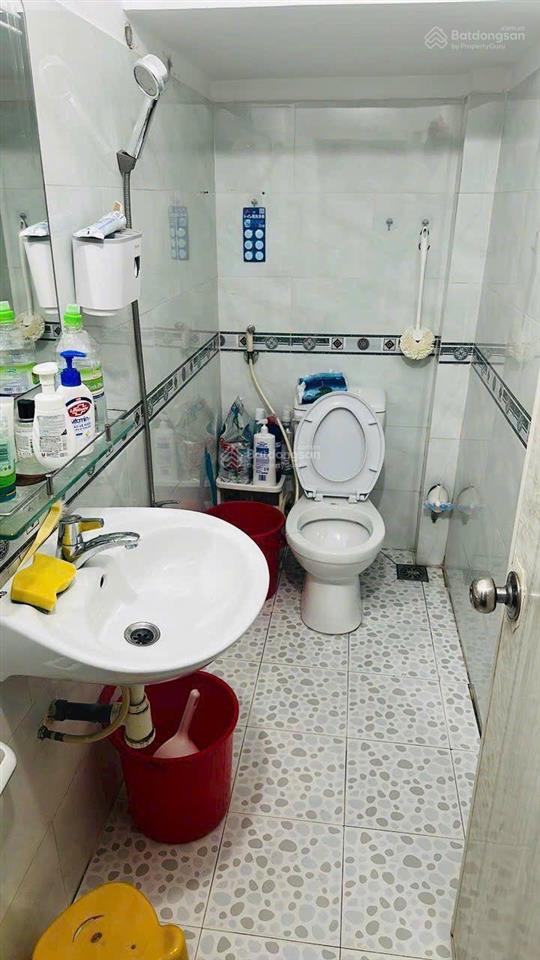 Cho thuê nhà đường số 12 bình hưng hoà, bình tân, dt 4x11m