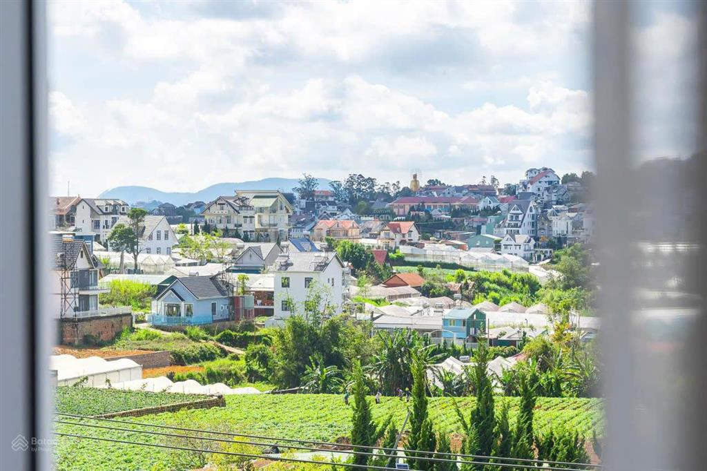 Cho thuê villa vị trí đắc địa để kinh doanh lưu trú thu nhập ổn định 11pn chỉ 40tr tháng
