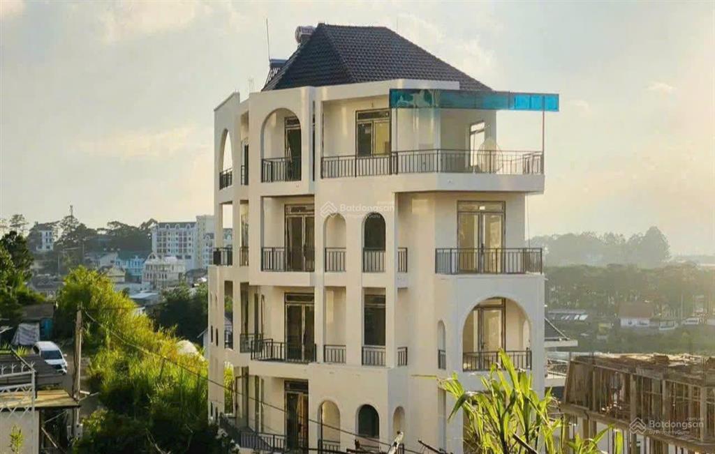 Cho thuê khách sạn 20 phòng trịnh hoài đức, p.11, đà lạt 75 triệu/tháng (cọc & t thương lượng)