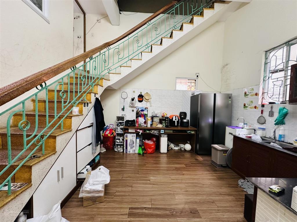 Bán nhà lô góc ngõ 229 hàng kênh | ngang 7m nở hậu. giá 2,45 tỷ.