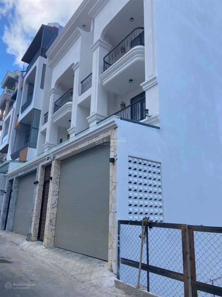 Mình chính chủ cần bán nhà gần đường lớn phù đổng thiên vương đà lạt