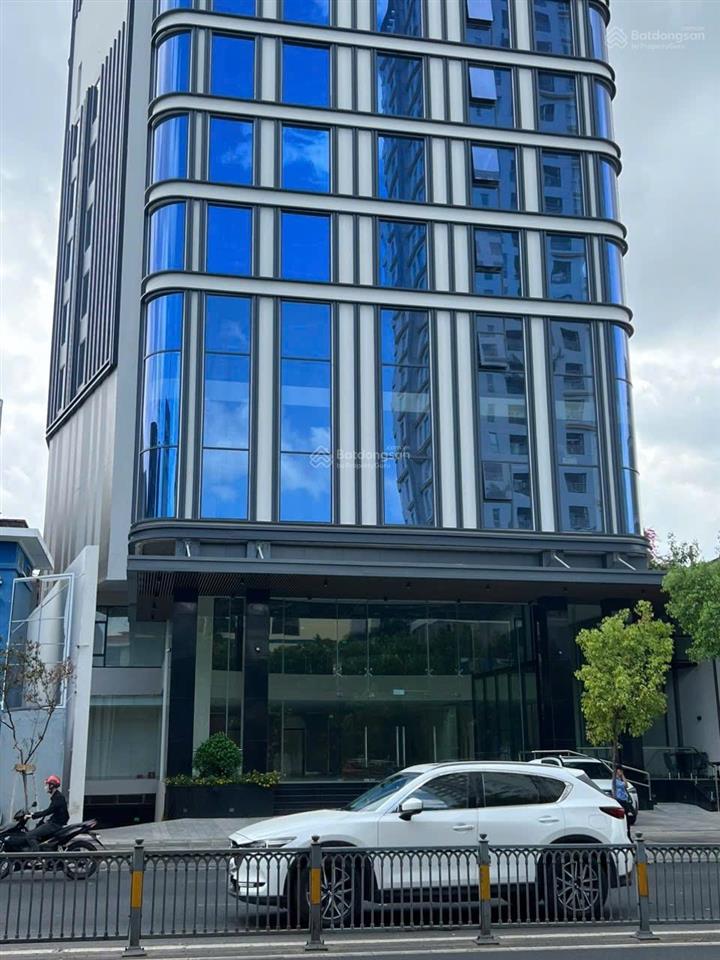 Cho thuê tòa nhà mt nguyễn văn trỗi q. phú nhuận 2h 15l 8000m2 sàn 2,6 tỷ/th