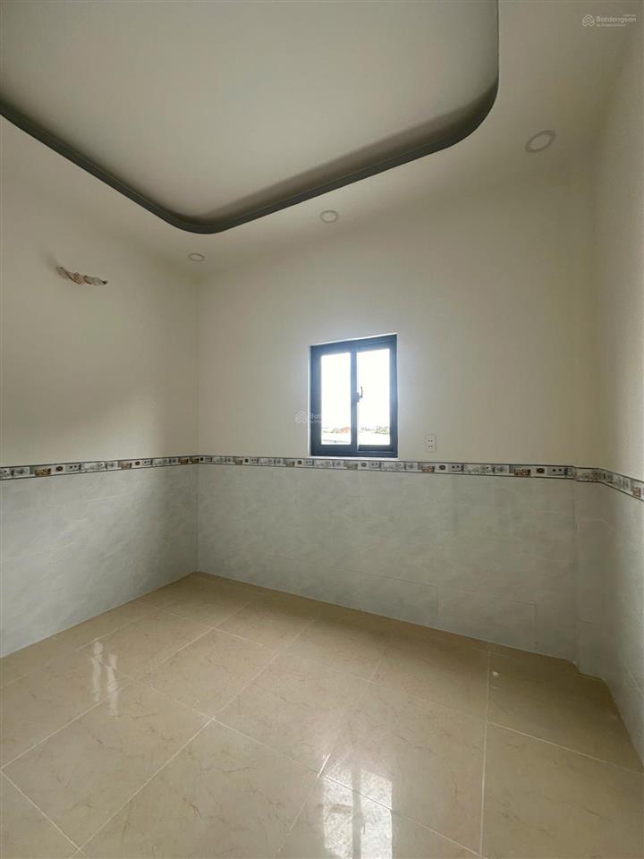 Bán nhà 5x20m shr giá 5ty750 mặt tiền đường nhựa thông, gần nhà thờ bùi môn, bv hóc môn