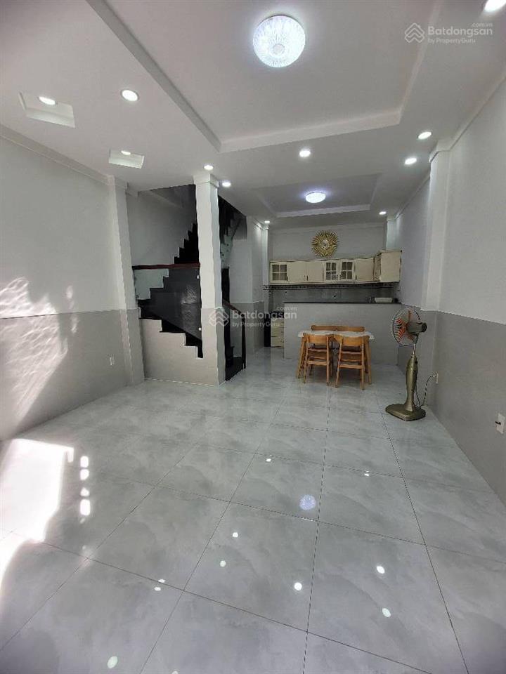 Hot gò vấp nhỉnh 5 tỷhẻm xe hơilô góc 3 tầng 3pnsổ công chứng ngay