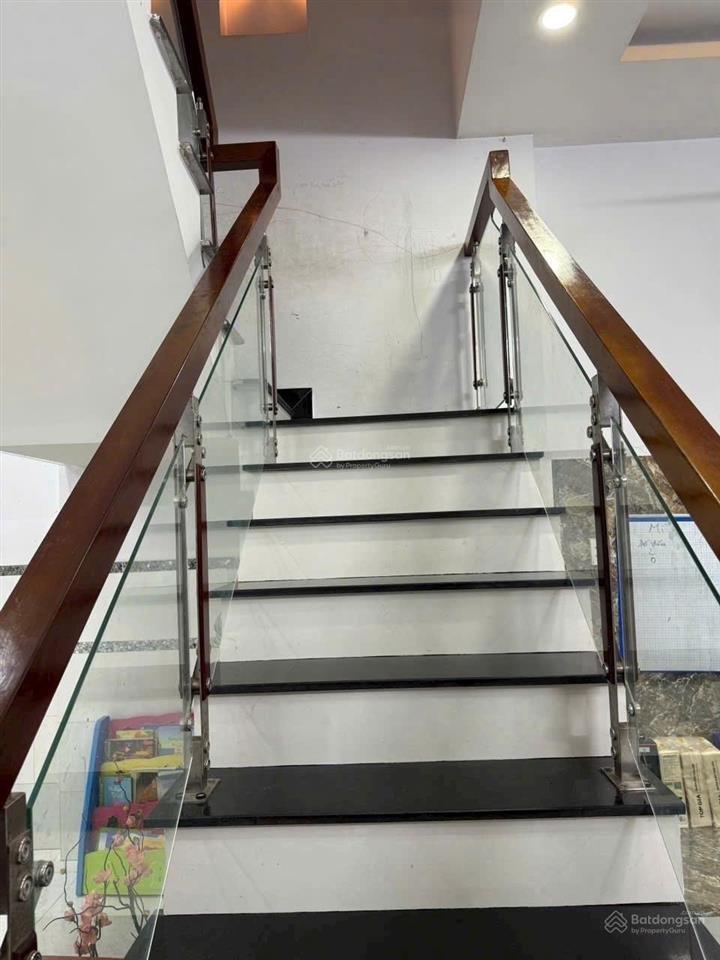 Hàng hiếm q12 6,05 tỷ ngang gần 6m nở hậu 6pn ô tô ngủ trong nhà  khang 0984 874 *** xem ngay
