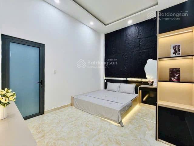 Siêu phẩm chỉ hơn 6 tỷ 82m2 full nội thất, 4pn, sát hẻm xe tải  khang 0984 874 *** xem ngay