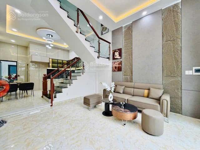 Siêu phẩm chỉ hơn 6 tỷ 82m2 full nội thất, 4pn, sát hẻm xe tải  khang 0984 874 *** xem ngay