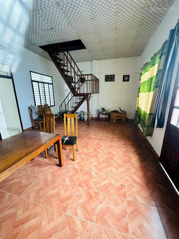 Nhà ngang 7m 3tầng, 6pn 105m2 chỉ 10,5tỷ ngay lotte nguyễn văn lượng  khang 0984 874 *** xem ngay