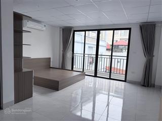 Cho thuê ccmn tại 85 xuân thủy  cầu giấy  studio rộng 85m2  ban công thoáng sáng