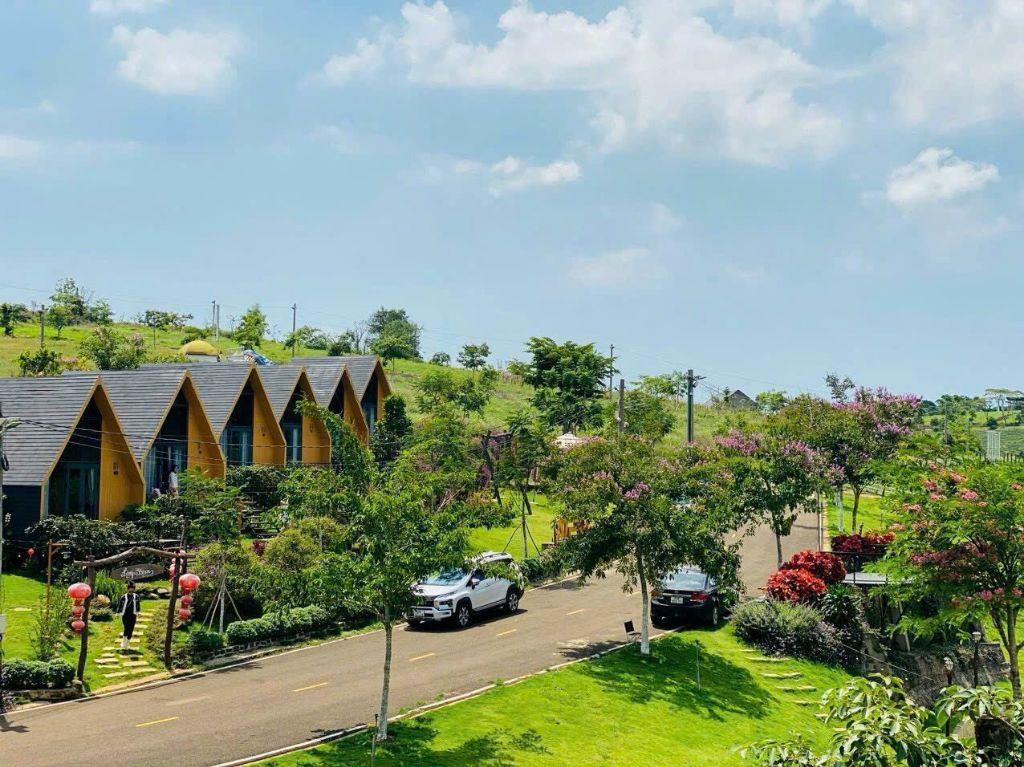 chủ ngộp cần bán gấp lại lô đất nghỉ dưỡng view hồ sổ sẵn 