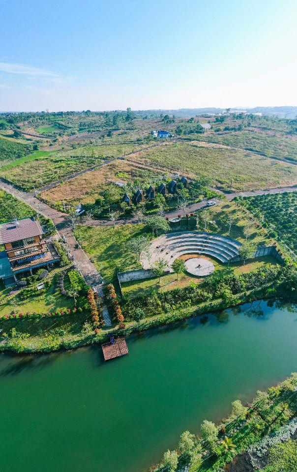 chính chủ bán 500m2 đất nghỉ dưỡng ngay trung tâm thành phố bảo lộc chỉ 200tr sổ sẵn