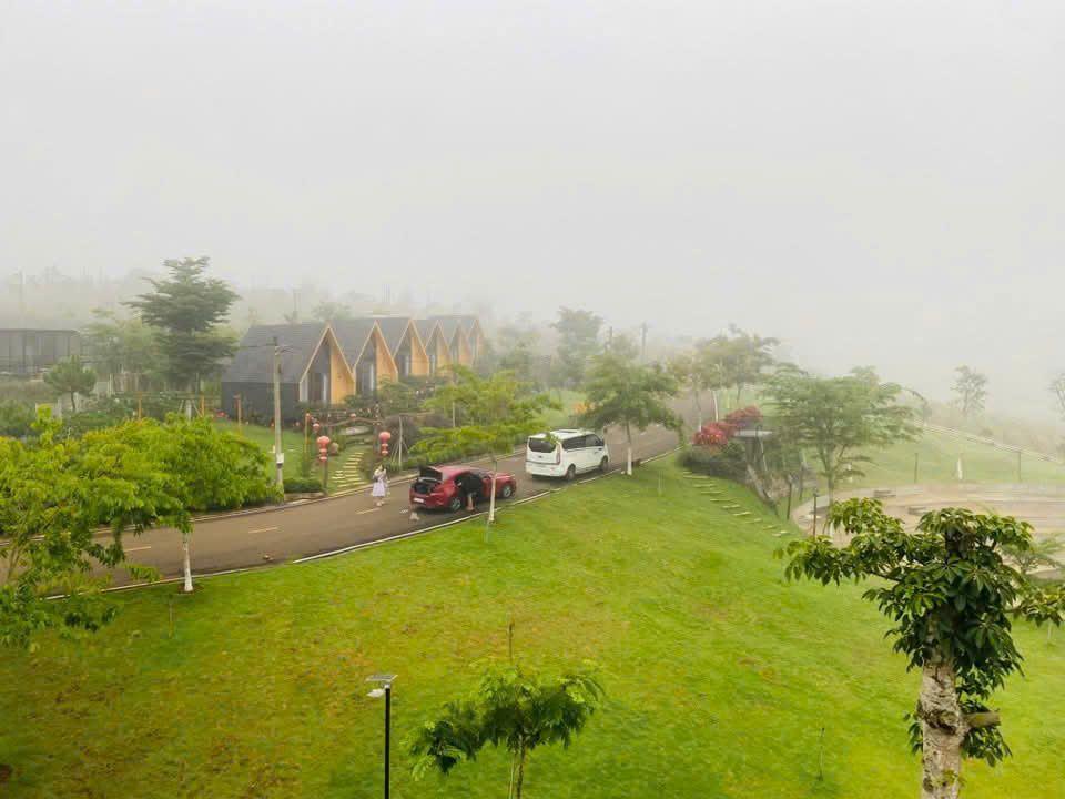 bán 200m2 view hồ trung tâm thành phố bảo lộc sổ sẵn 