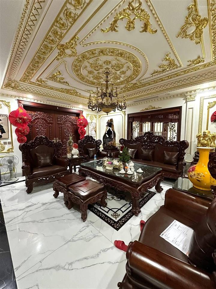 Chính chủ cần bán căn nhà ở mặt phố thịnh liệt dt. 50m2. mt. 4m. 6 tầng. 6 ngủ. giá.19 tỷ.