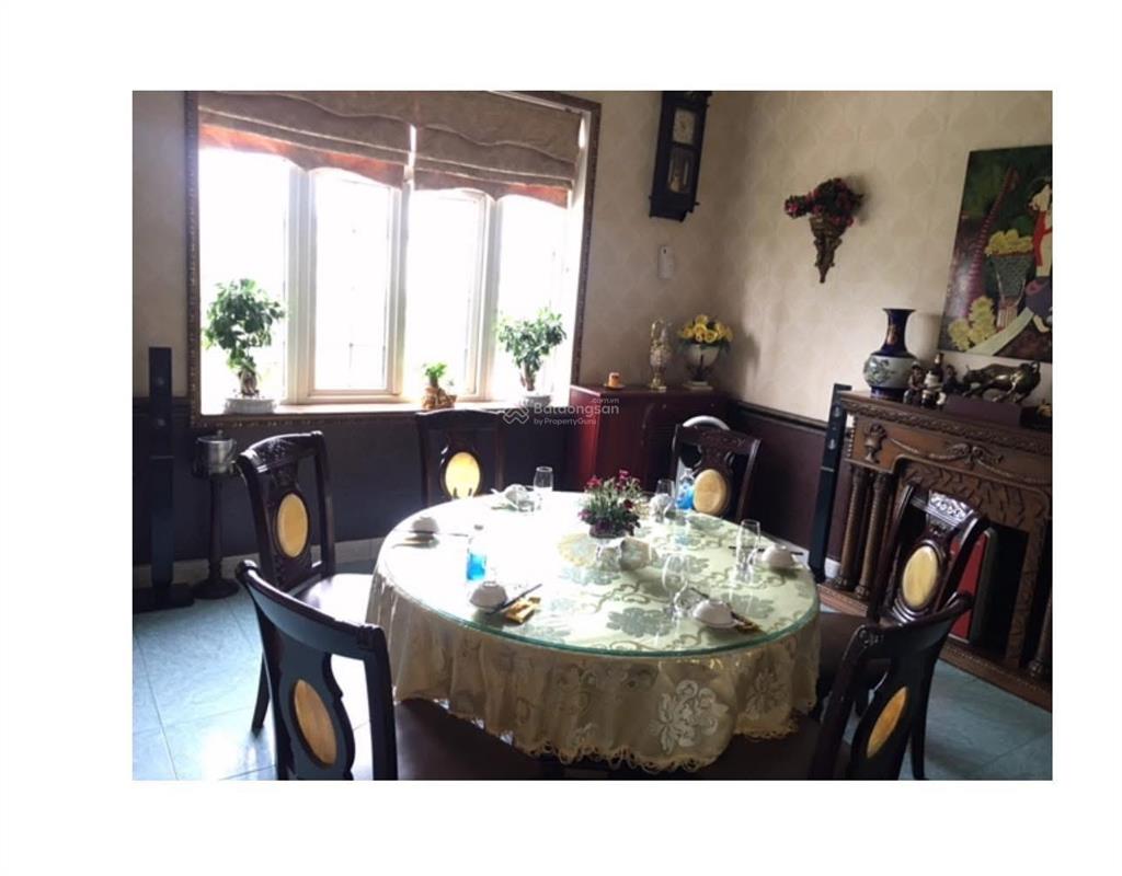 Bán nhà mặt phố giáp bát  dt 60m2. mt 4,6m. 5 tầng. giá 20 tỷ
